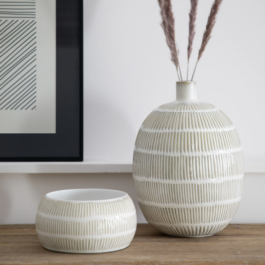 Abelia Vase in Natural