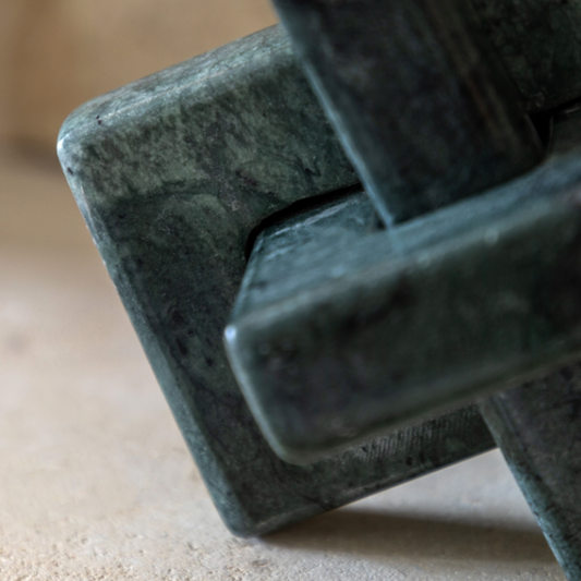 Amadora Green Marble Square Link