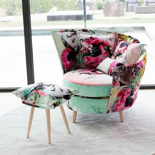 Fama Volta Swivel Armchair