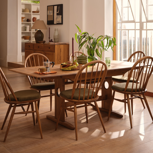 Ercol Windsor Large Extending Dining Table