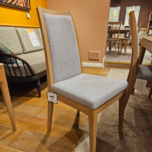 Ercol Romana Medium Extending Dining Table Set