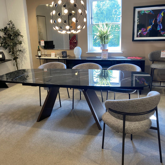 Icaro Extending Dining Table