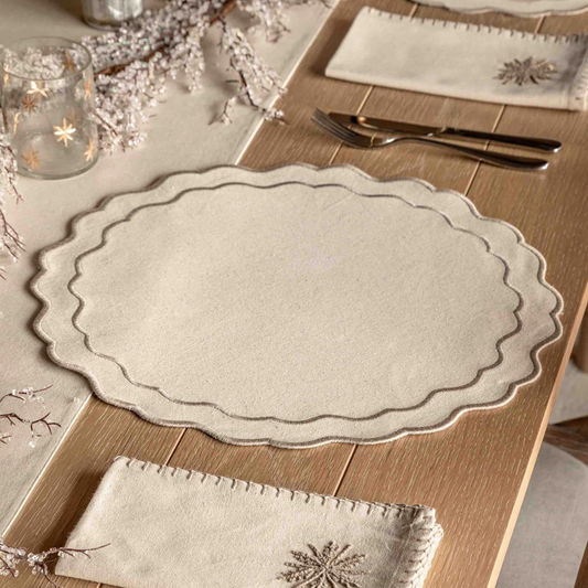Gallery Direct Deco Luxe Scallop Placemat