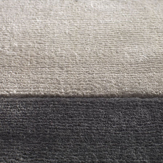 Jacaranda Simla Bordered Rug - Cloudy Grey & Gunmetal