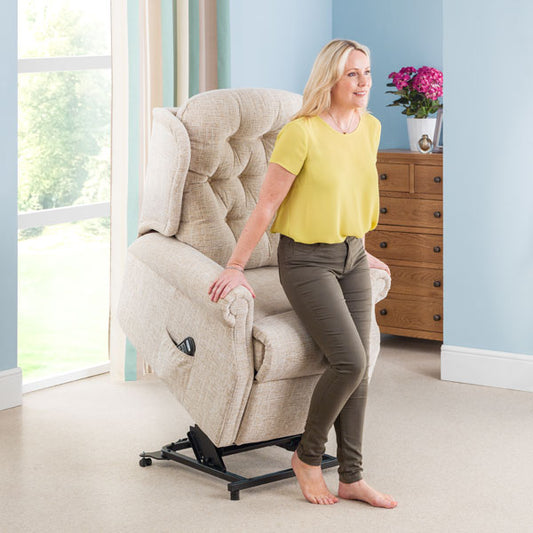 Celebrity Woburn Grande Single Motor 'Lift & Tilt' Recliner