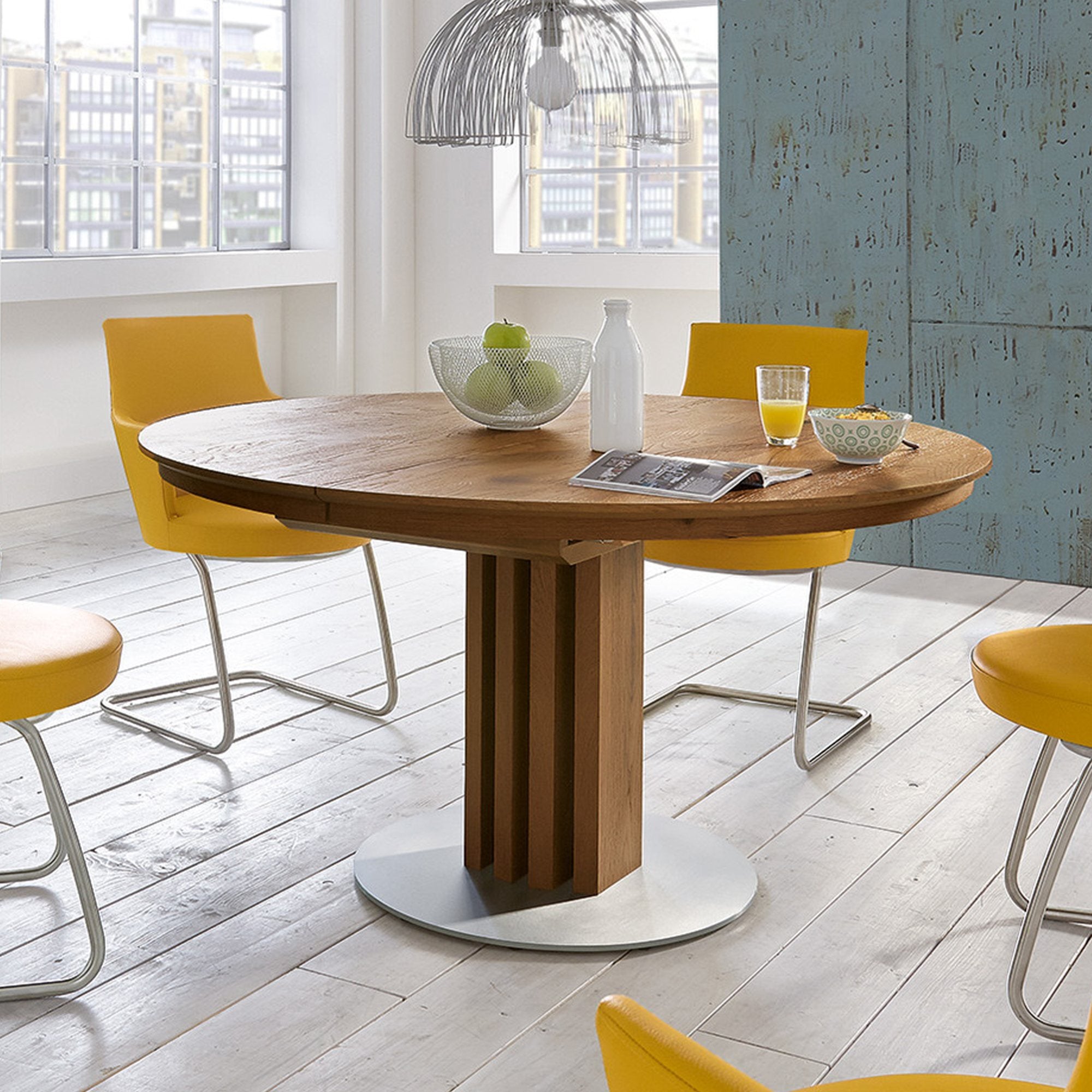 Venjakob Chi Dining Table