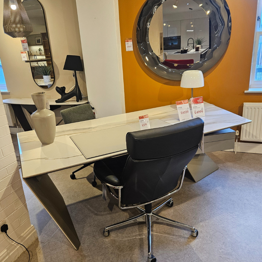 Nasdaq Desk With Leather Pad