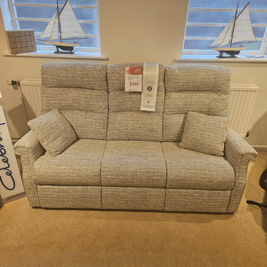 Celebrity SANDHURST Split Settee