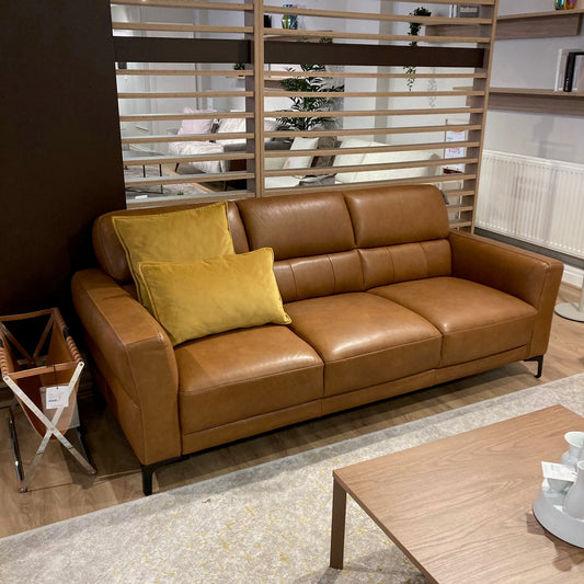Natuzzi Editions ACCOGLIENTE 3 Seater Leather Sofa