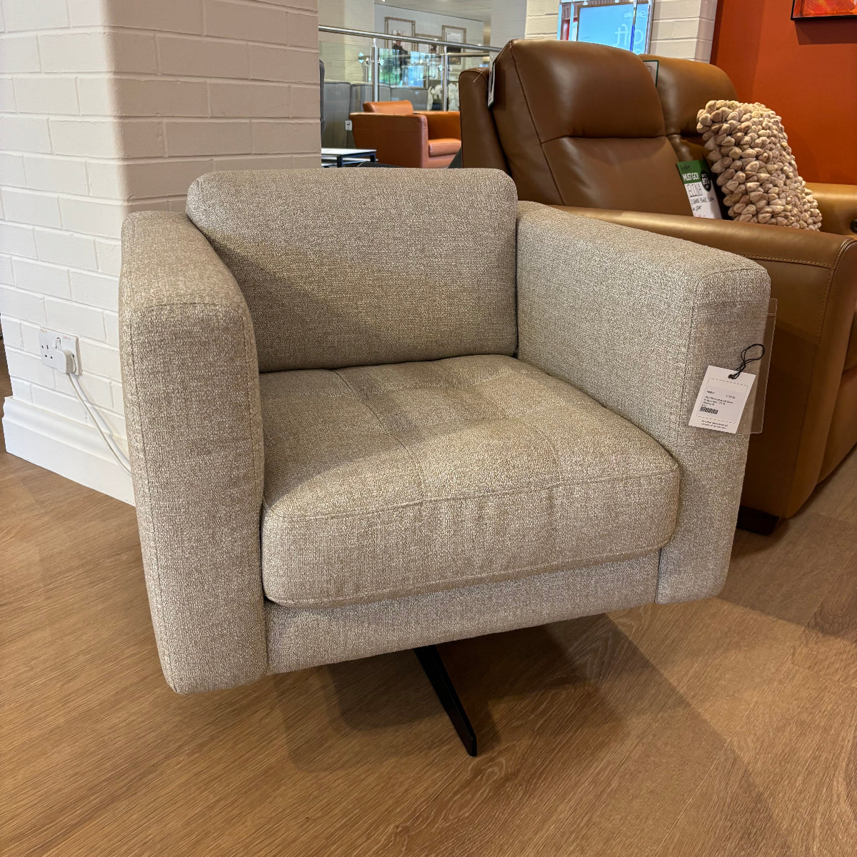 Natuzzi Editions ALFA Swivel Accent Chair