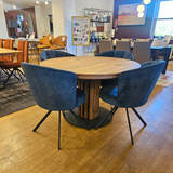 Venjakob CHI Extending Table & ELINA Chairs