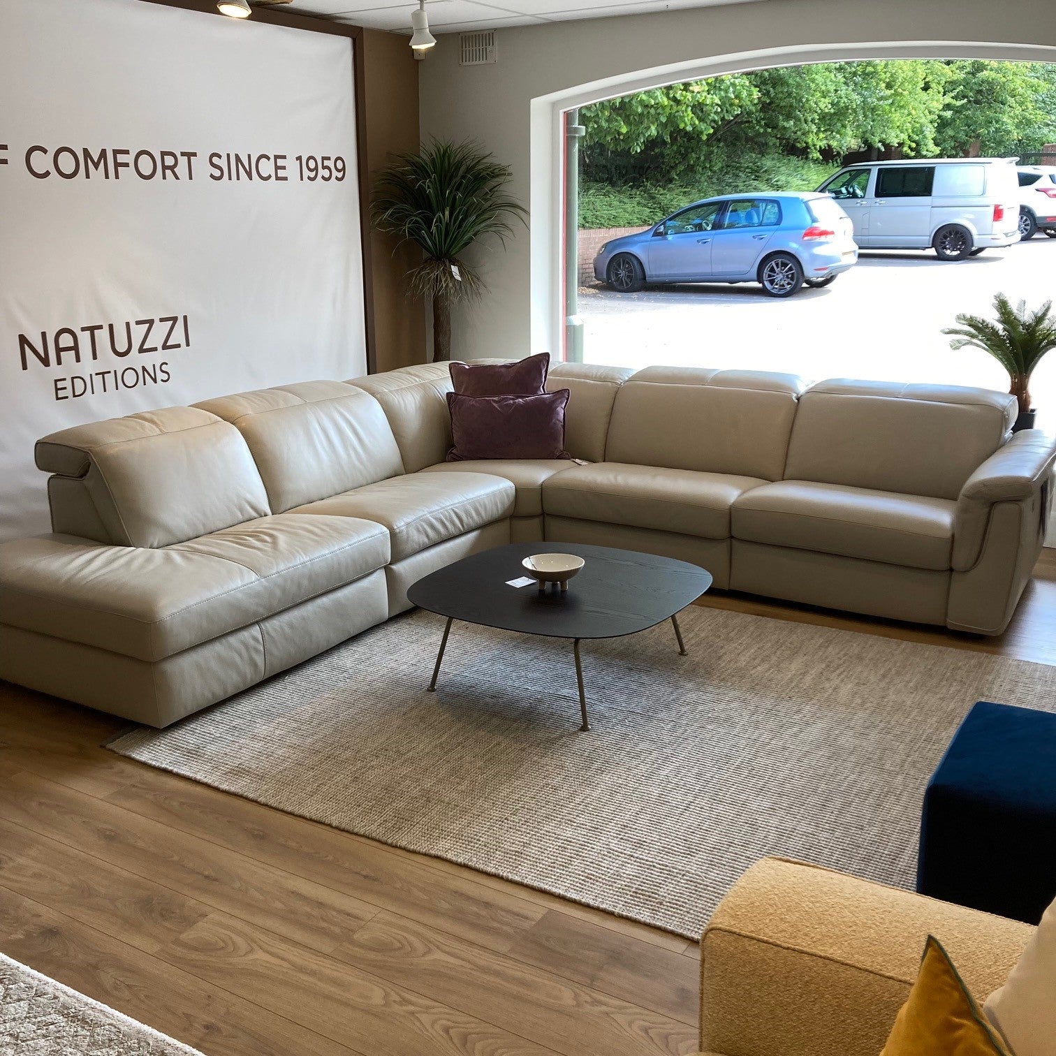 Natuzzi Editions CURIOSO Leather Corner Sofa