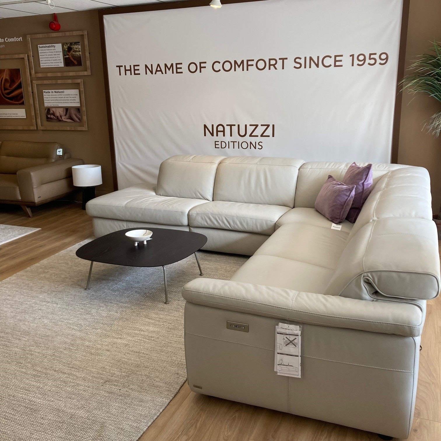 Natuzzi Editions CURIOSO Leather Corner Sofa