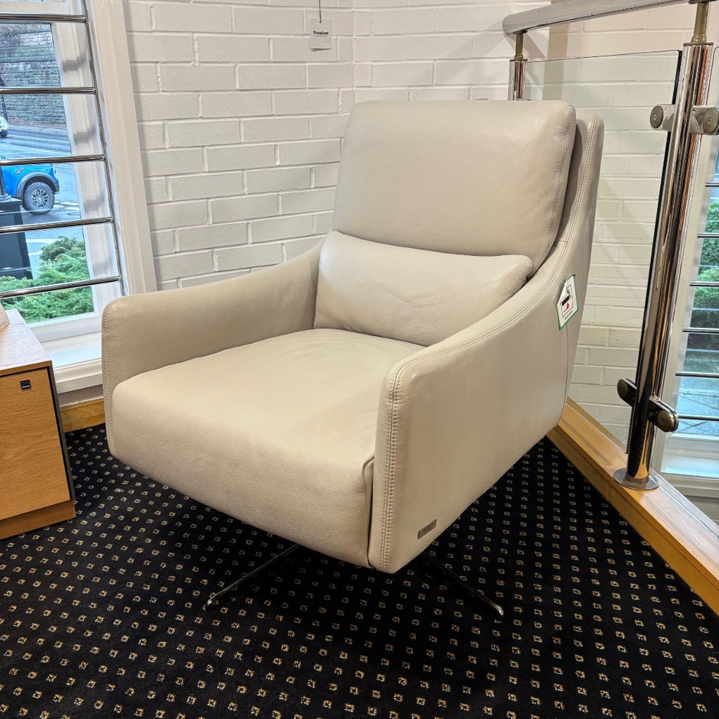 Natuzzi Editions Gloria Leather Swivel Chair