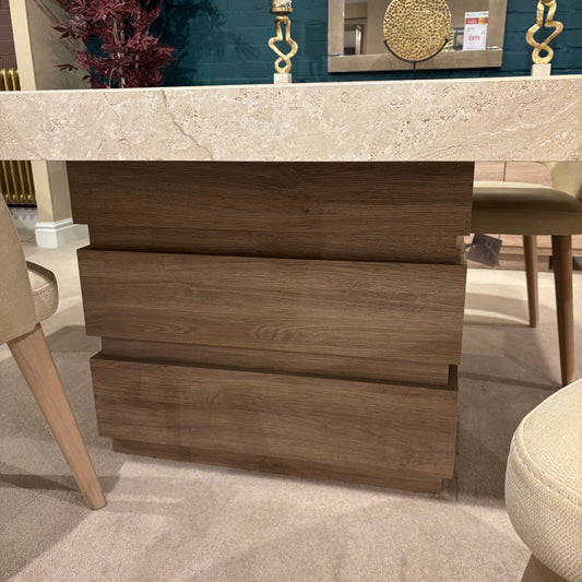 Goya Table and 4 Karol Chairs