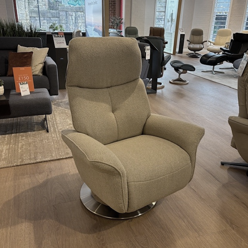 Himolla LOONA Large Manual Fabric Recliner