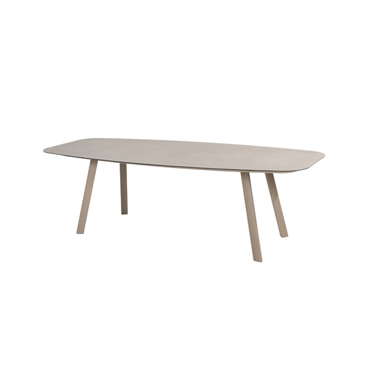 Manolo Dining Table