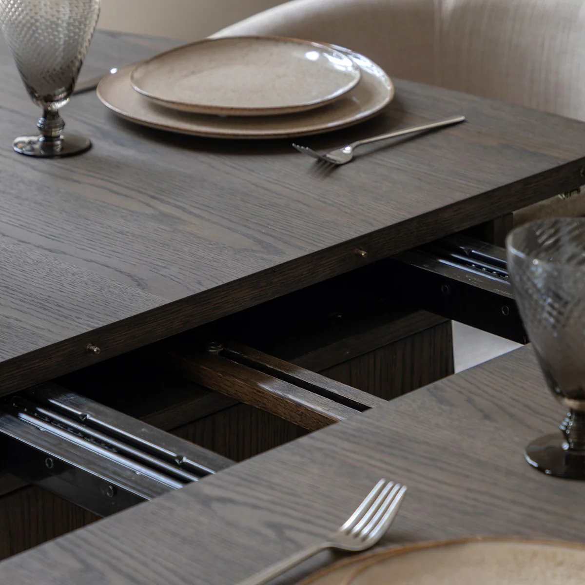 Gallery Direct ONDA Extending Dining Table and 4 Chairs