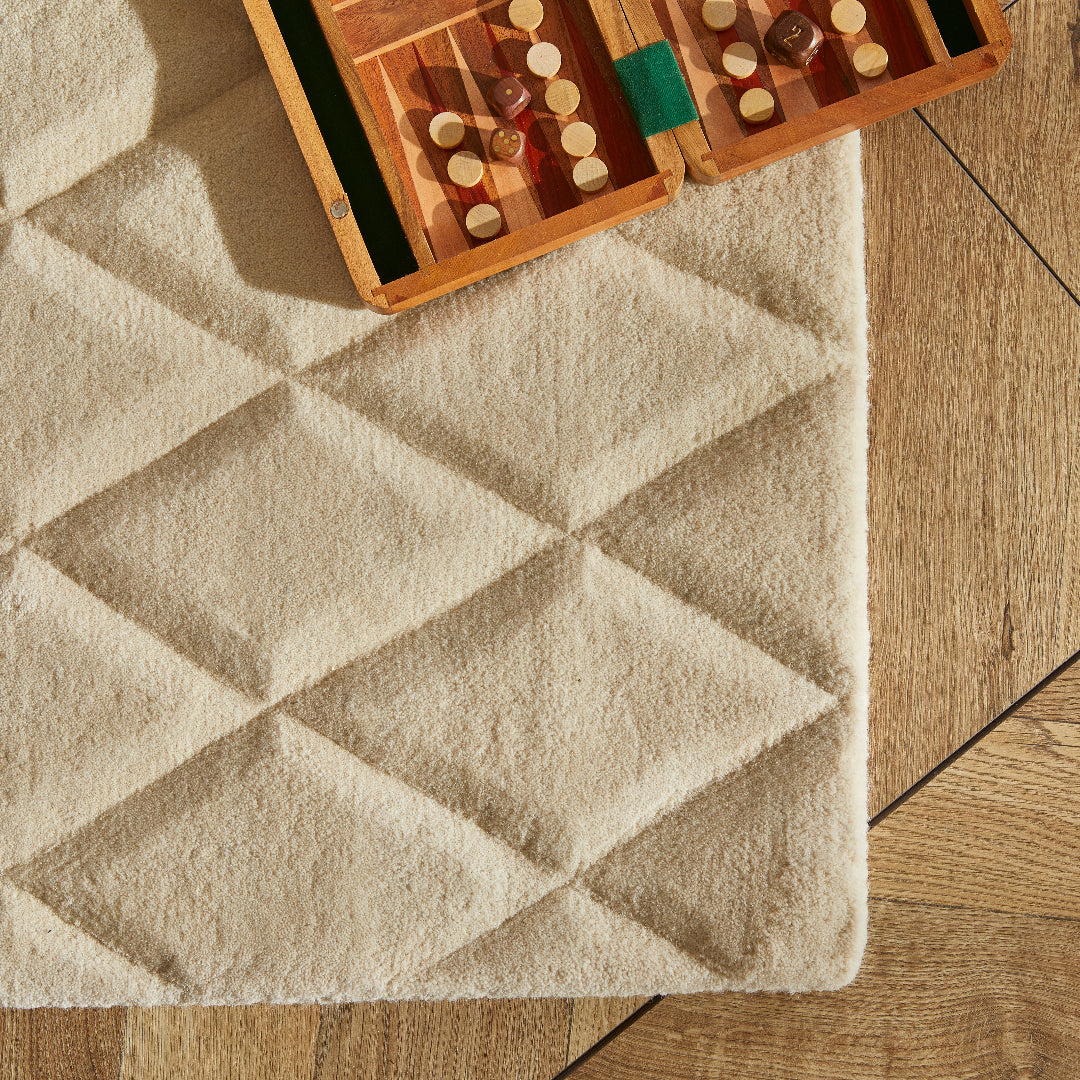 Concept Looms | Priory Diamond Rug | Ivory
