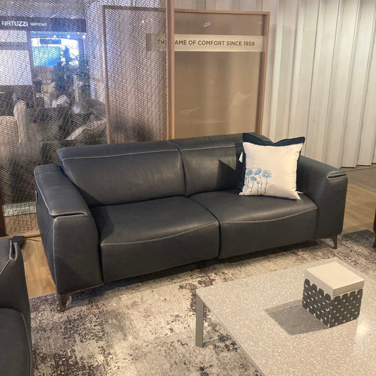 Natuzzi Editions TRIONFO 3 Seater Leather Power Sofa and Power Armchair