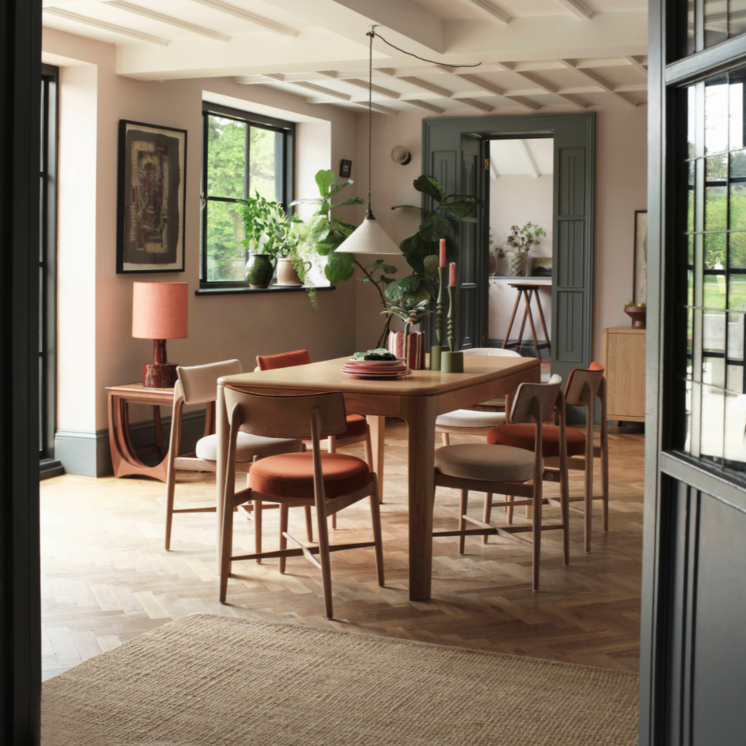 G Plan Maddison 160cm-200cm Extending Dining Table