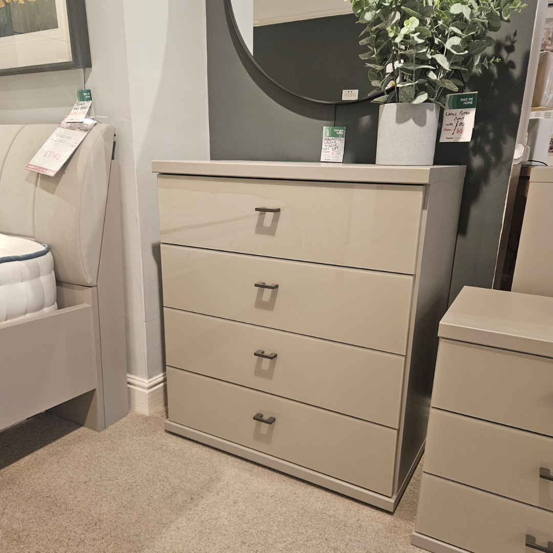 Wiemann MIAMI PLUS 4 Drawer Chest | Pebble Grey Glass