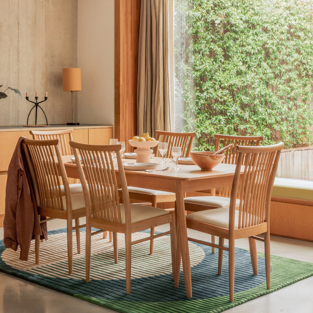 Ercol Teramo Medium Extending Dining Table & 6 Teramo Chairs