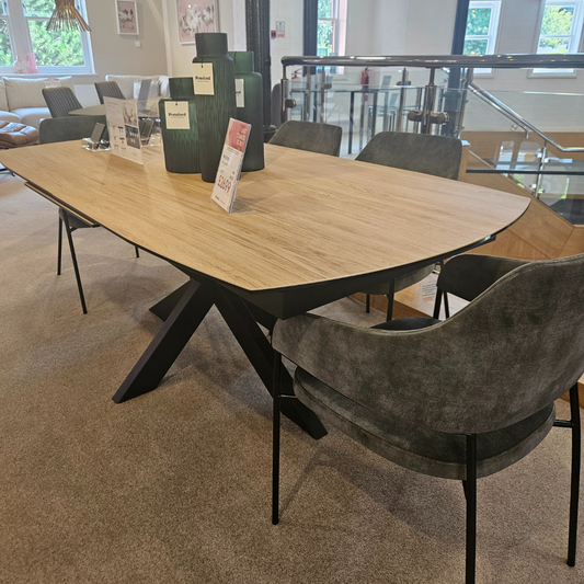 Pheonix Dining Table & 4 Chairs