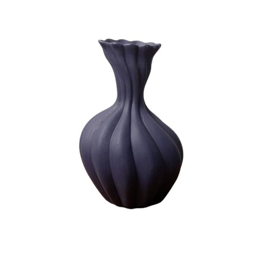 Violet Vase Racine