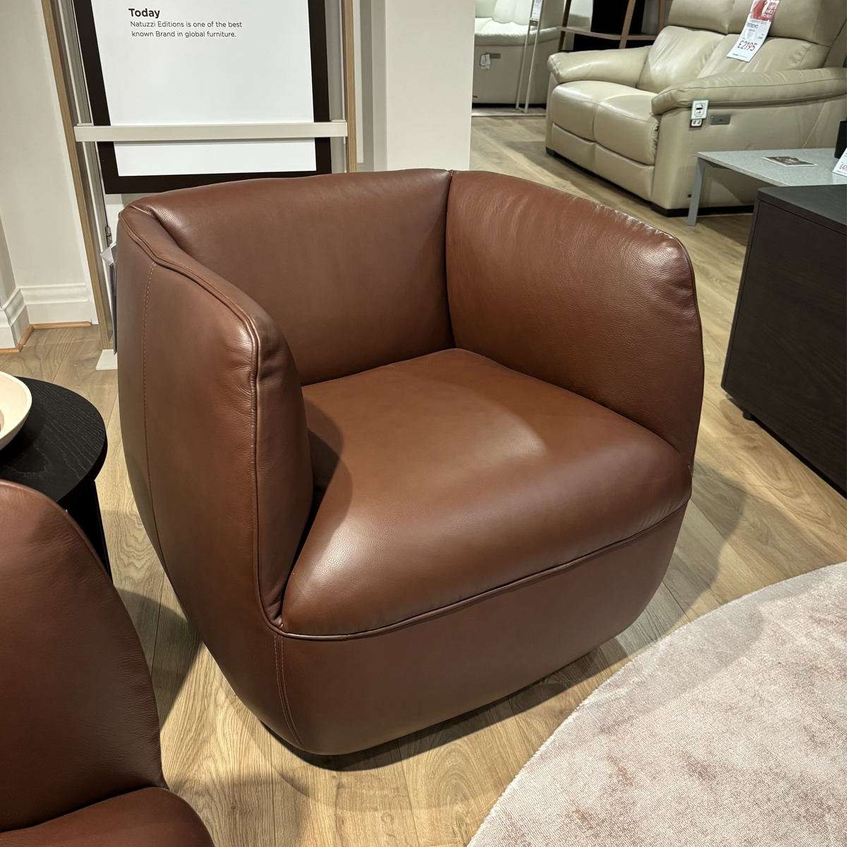 Natuzzi Editions WALLY Leather Swivel Chair 1