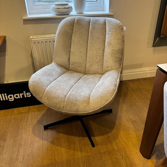 ZUMA Swivel Chair