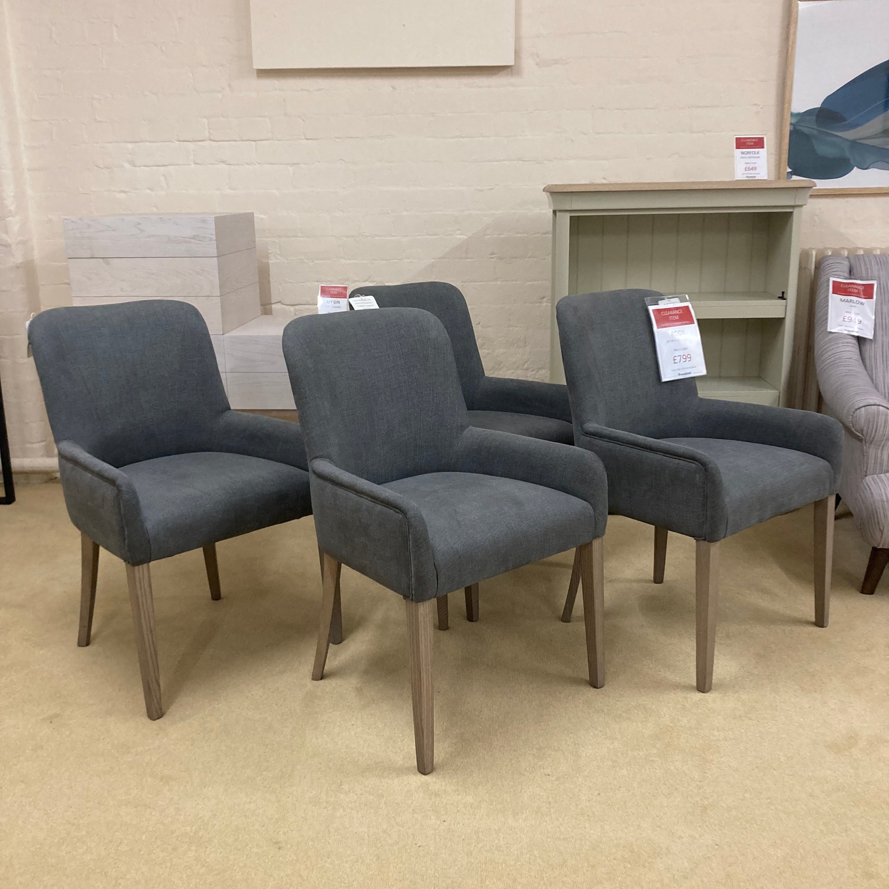 Set of 4 Rody Dining Chairs