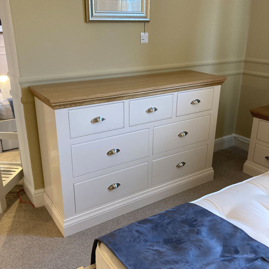 PEMBRIDGE 7 Drawer Wide Chest