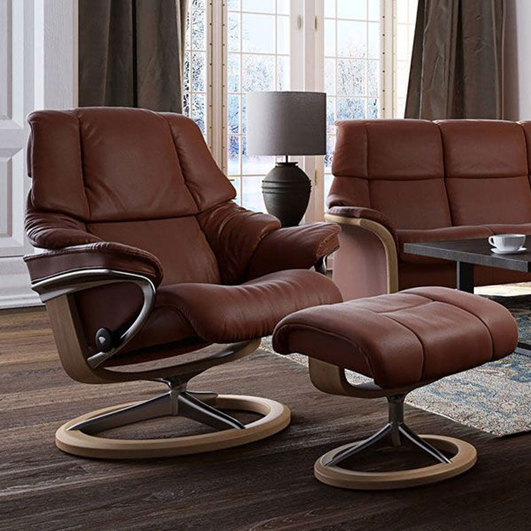 Stressless Reno Signature Leather Chair & Footstool (S)