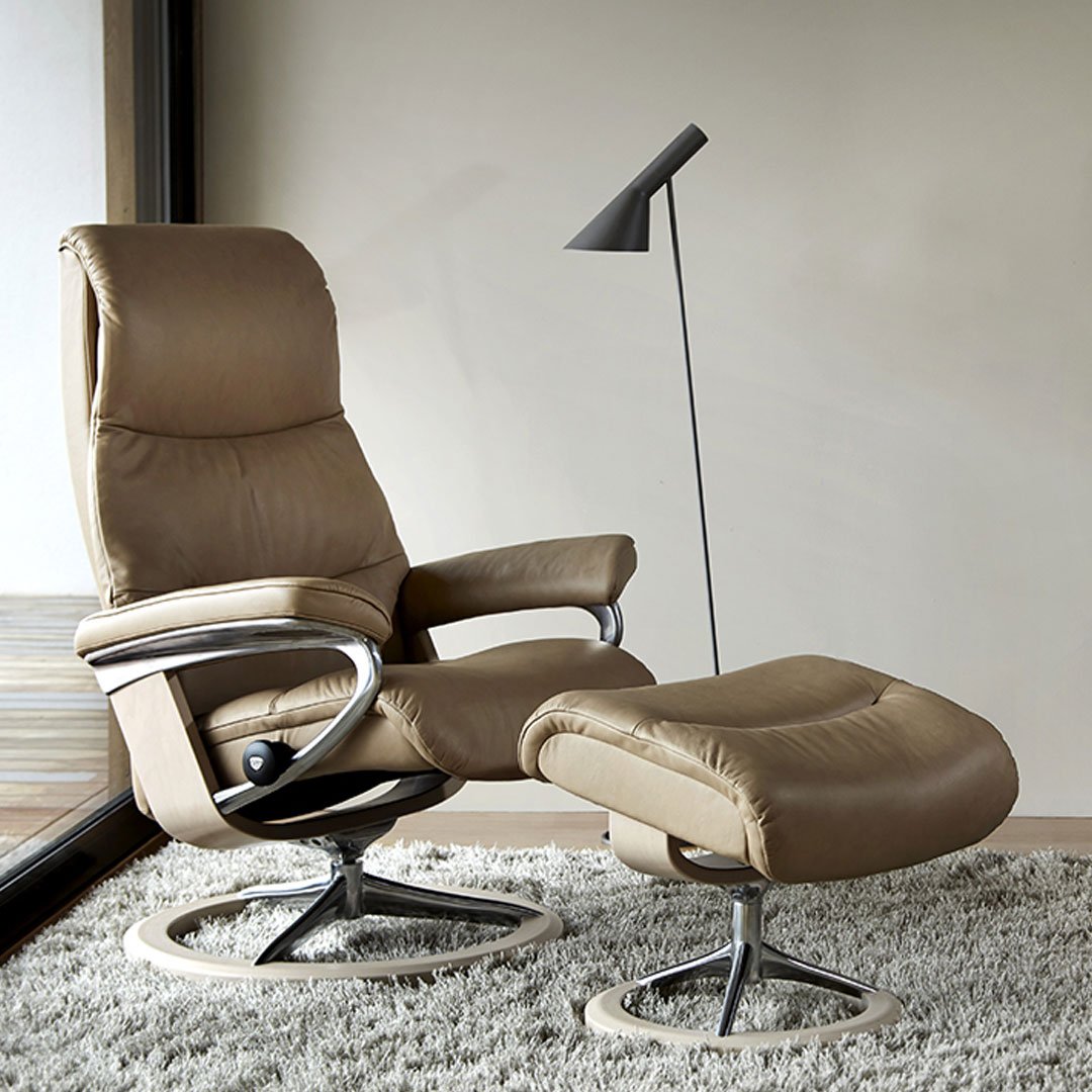Stressless View Classic Leather Chair & Footstool (L)